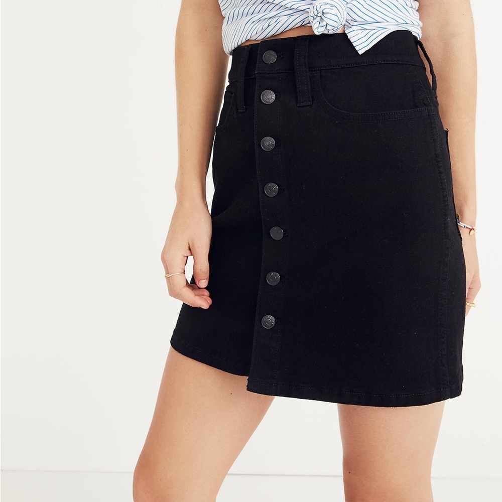 Madewell Stretch Denim Straight Mini Skirt in Black Frost: Button-Front Edition - Picture 8 of 8